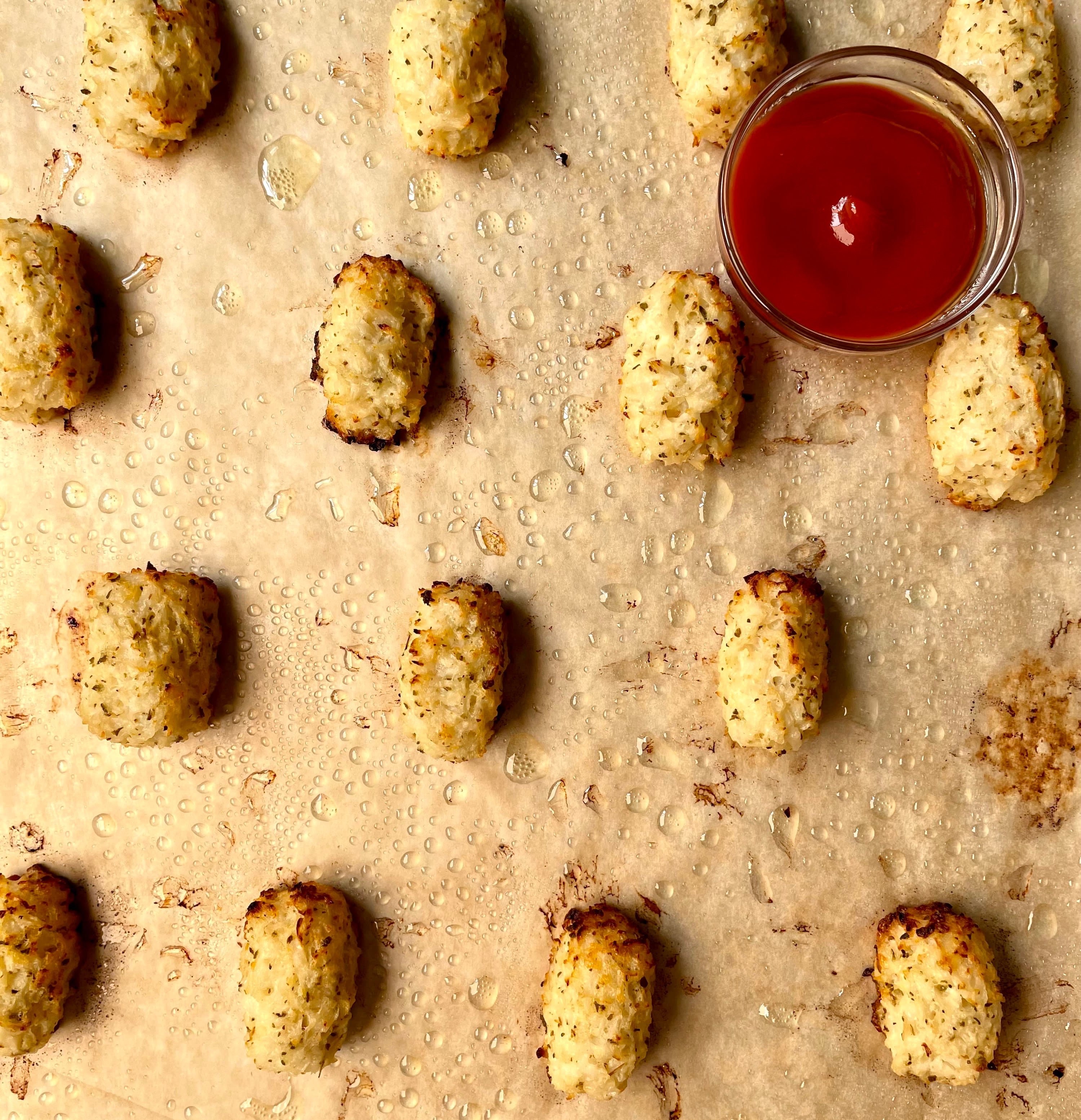 Cauliflower cottage cheese tots with ketchup
