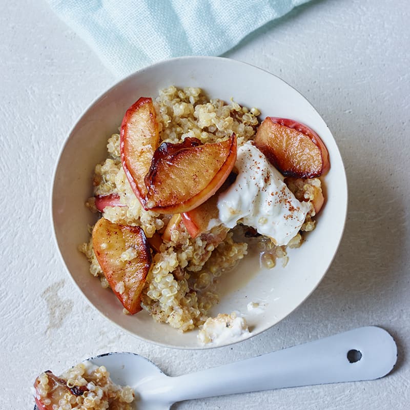 Creamy quinoa and apple breakfast cereal