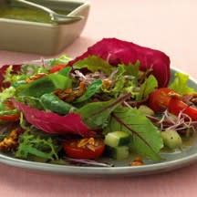 Foto van Salade met radijsjes en chilinoten door WW