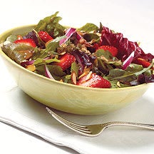 Photo de/du Salade aux amandes et aux fraises par WW
