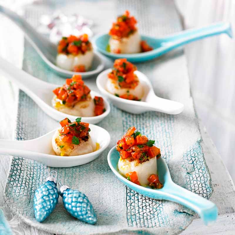 Photo of Scallops with warm tomato and saffron dressing by WW