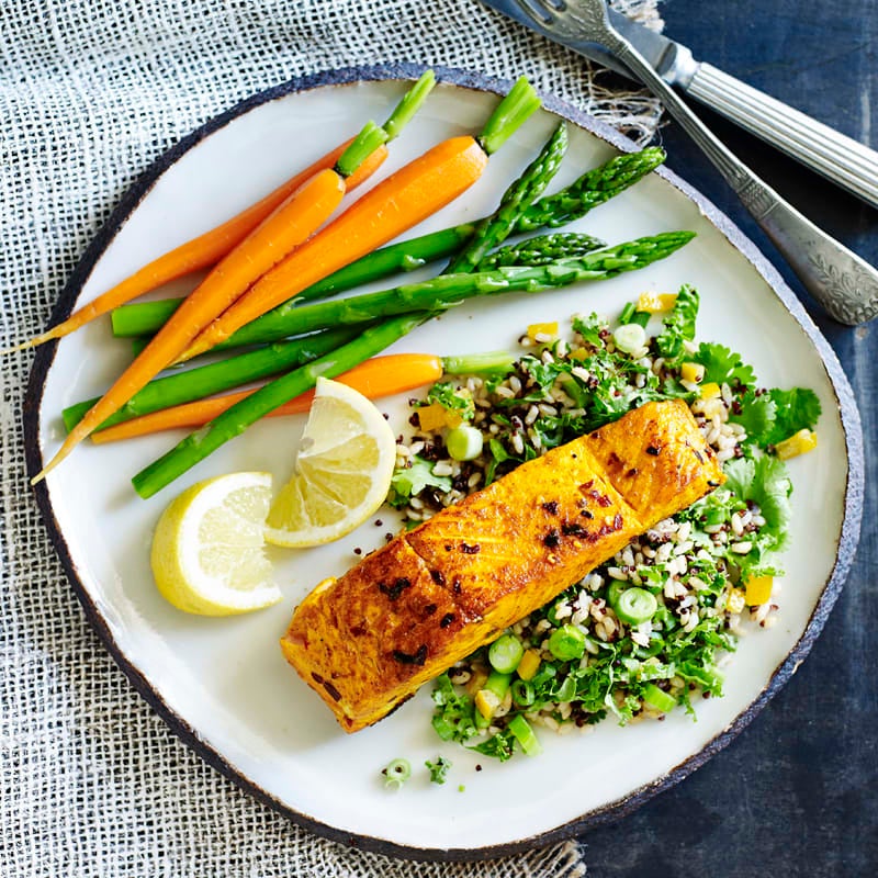 Photo of Turmeric salmon with warm quinoa and kale salad by WW