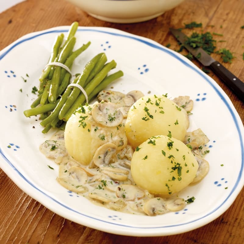 Foto Kartoffelklöße mit grünen Bohnen und Pilzsauce von WW
