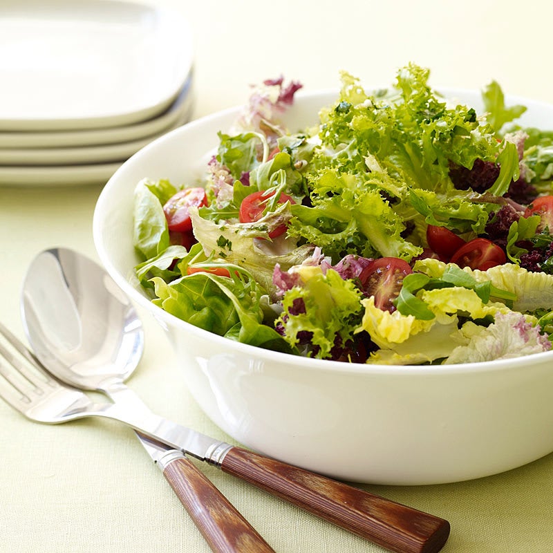 Photo of Mixed greens with vinaigrette by WW