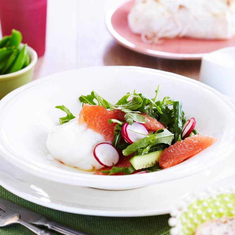 Photo of Fish with pink grapefruit and rocket by WW