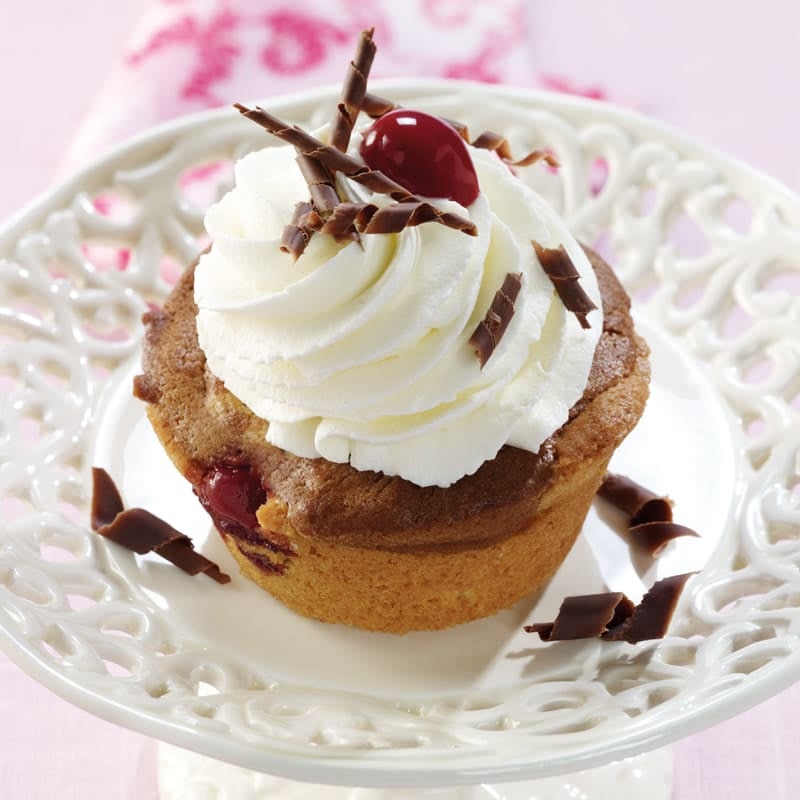 Photo de Cupcakes au chocolat et aux cerises prise par WW