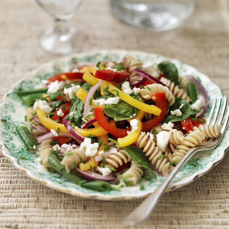Photo of Wholewheat pasta, pepper and sugar snap salad by WW