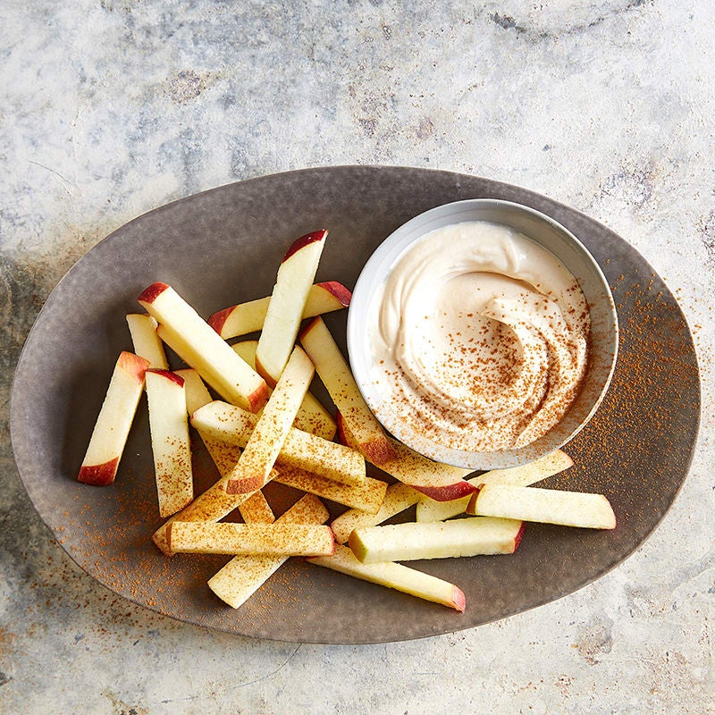 Apple "fries" with creamy peanut butter dip