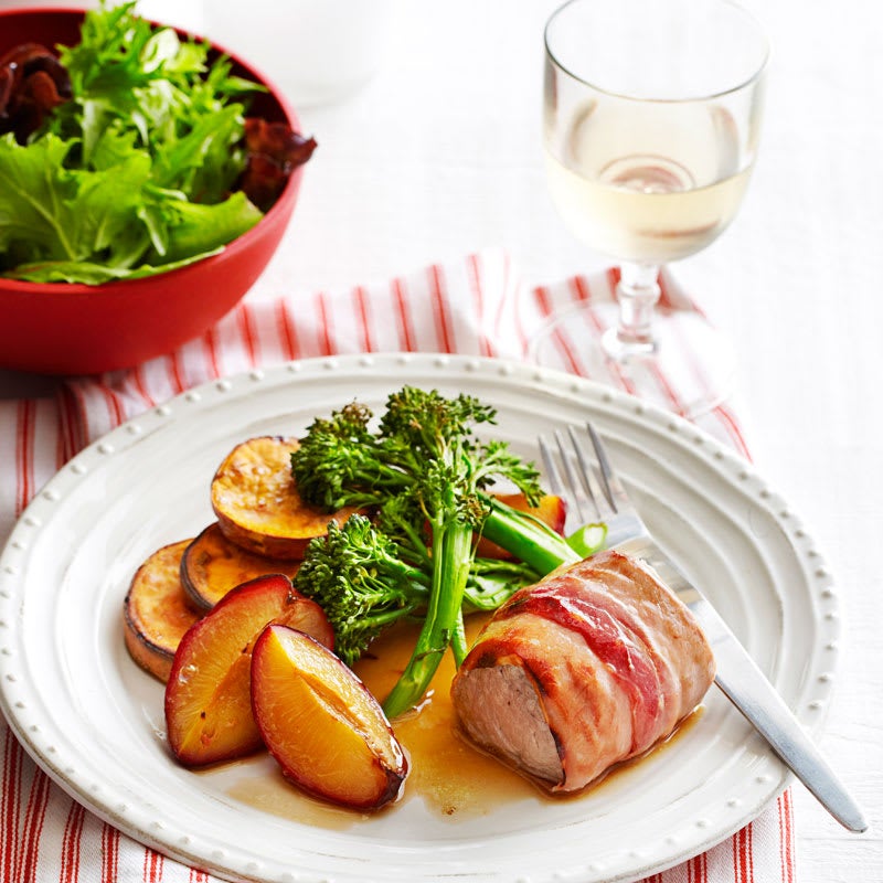 Photo of Prosciutto-wrapped pork fillet with plums by WW