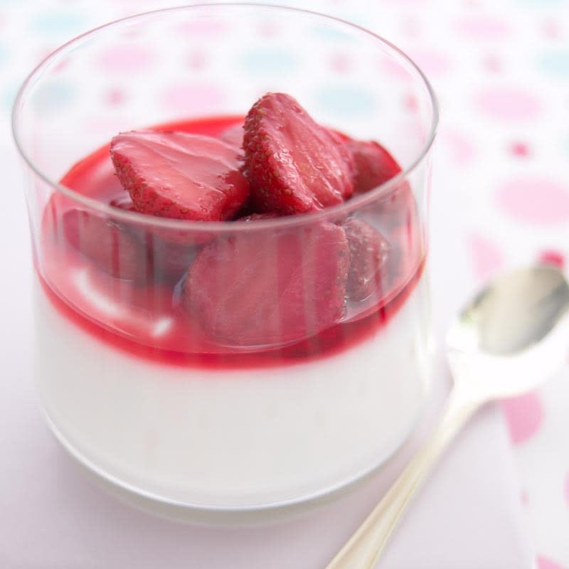 Photo of Fresh strawberry compote by WW