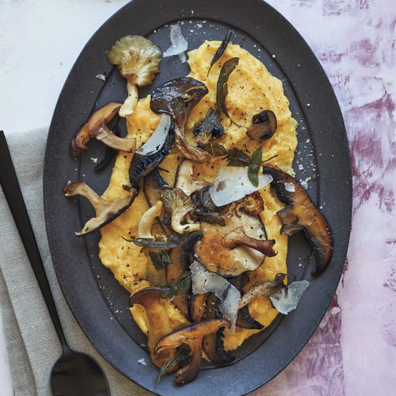 Soft Polenta with pecorino and mushrooms