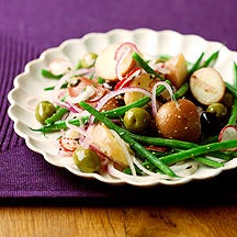 Photo de/du Salade de pommes de terre, radis et haricots verts par WW