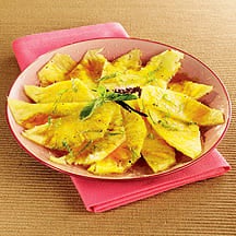 Photo de/du Carpaccio d'ananas vanillé à la menthe par WW