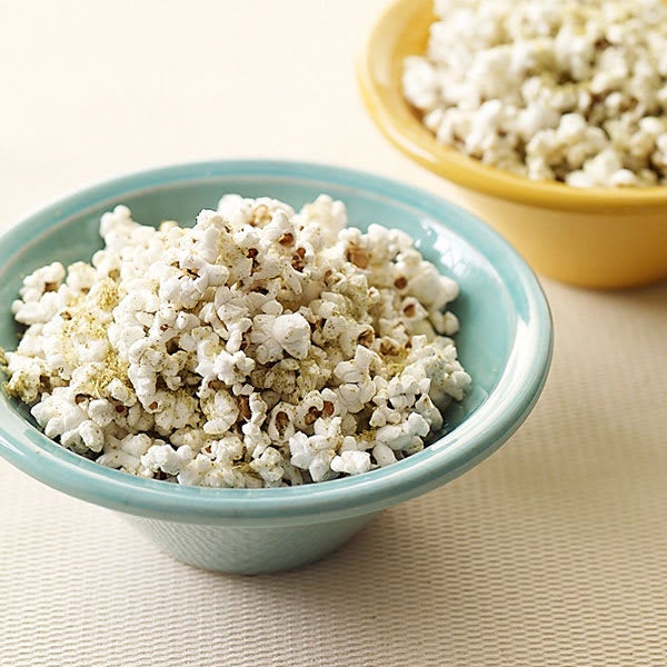 Photo of Parmesan-thyme popcorn by WW