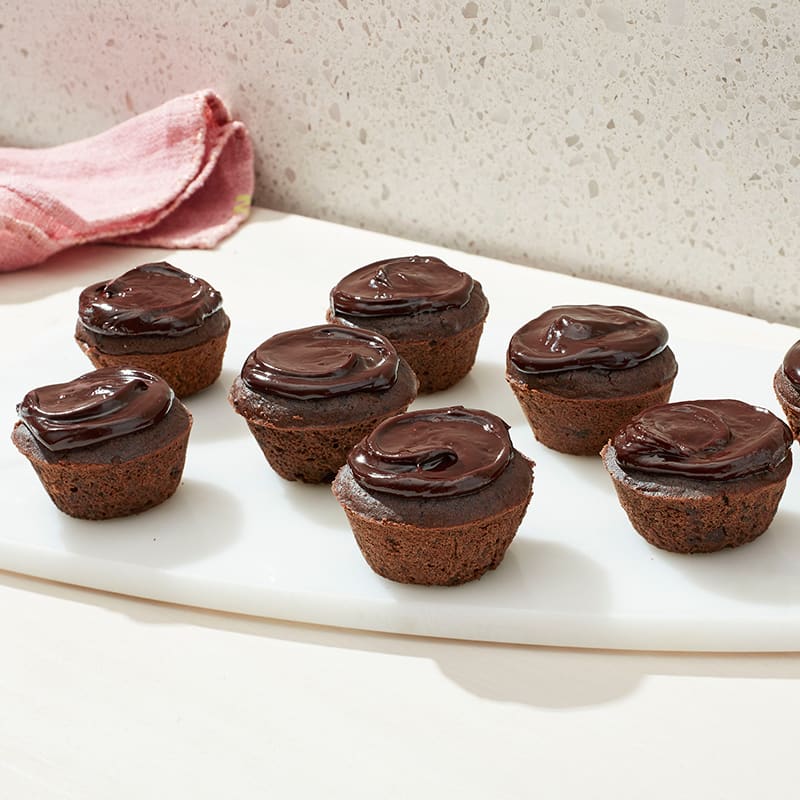 Photo of Flourless mini chocolate cakes with chocolate ganache by WW