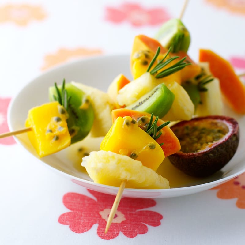 Photo of Passionfruit & lemon fruit kebabs by WW