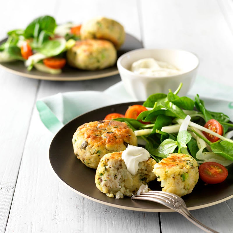 Photo of Lemon and dill fish cakes by WW
