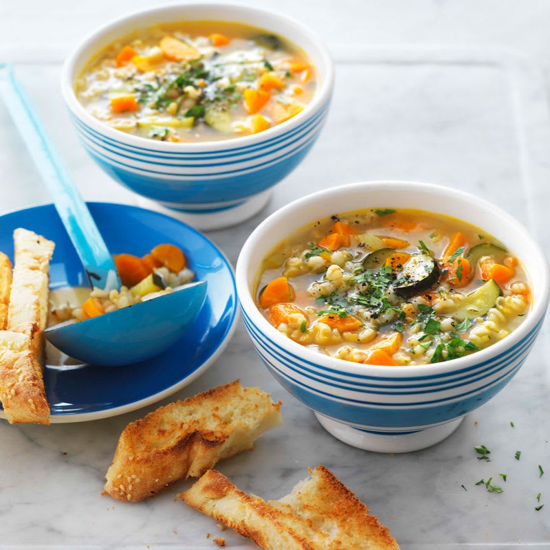 Vegetable and barley soup | Healthy Recipe | WW Australia