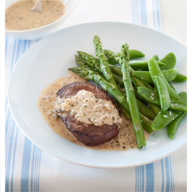 Photo of Beef steaks with tarragon cream sauce by WW