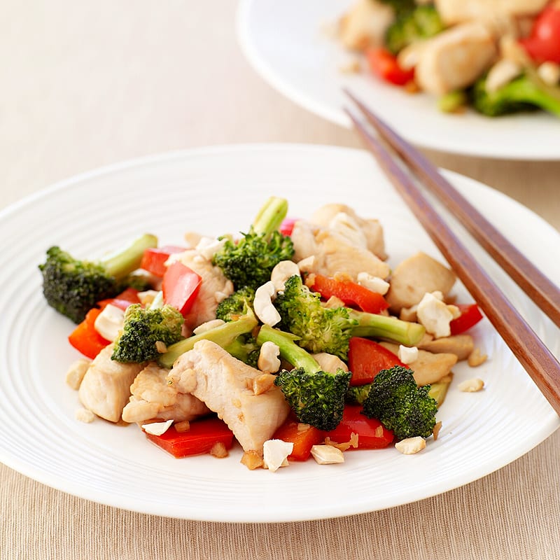 Photo of Stir-Fried Chicken with Broccoli, Red Peppers and Cashews by WW