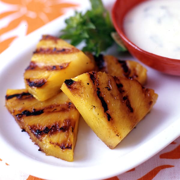 Photo of Grilled pineapple with basil and ginger cream sauce by WW