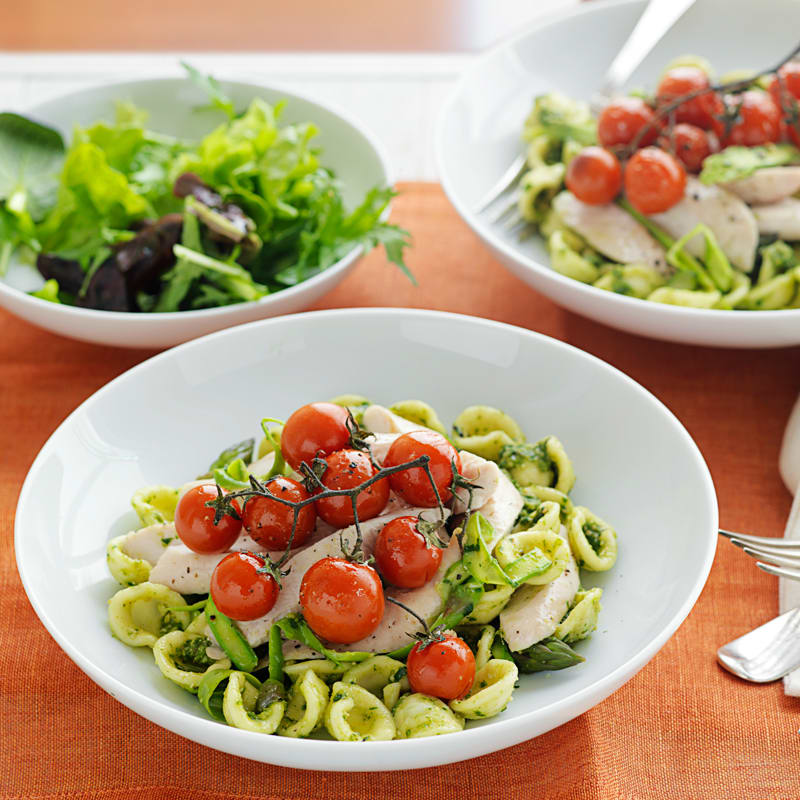 Photo of Roasted tomato, chicken and pesto pasta by WW