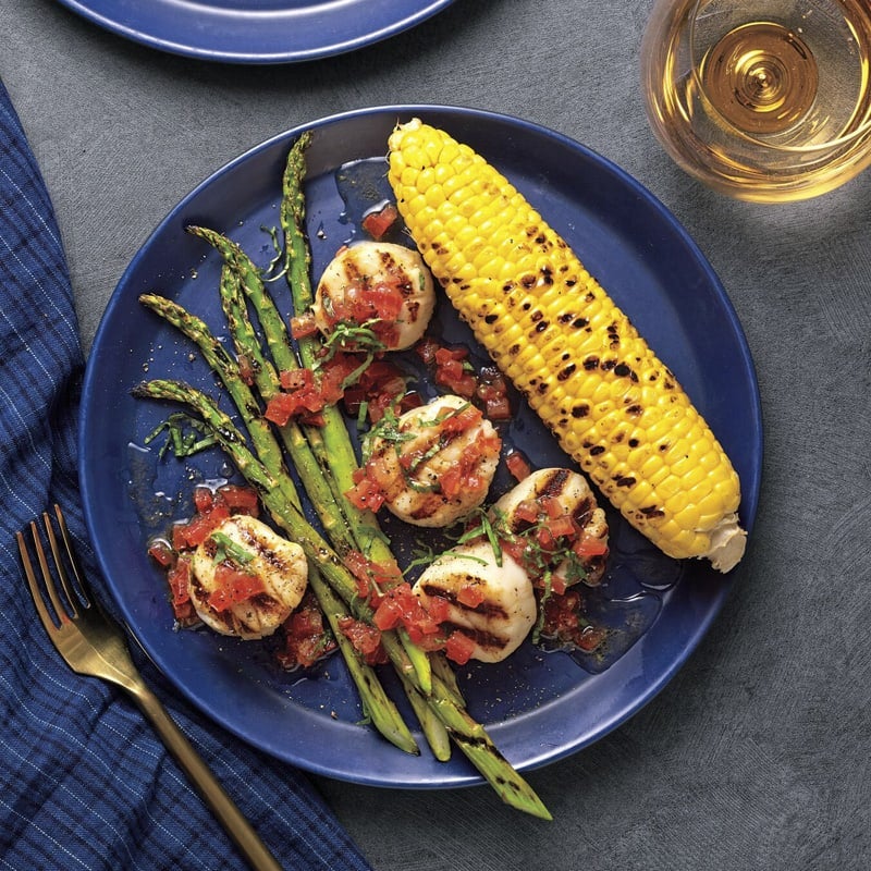Photo of Grilled Scallops with Corn & Asparagus by WW