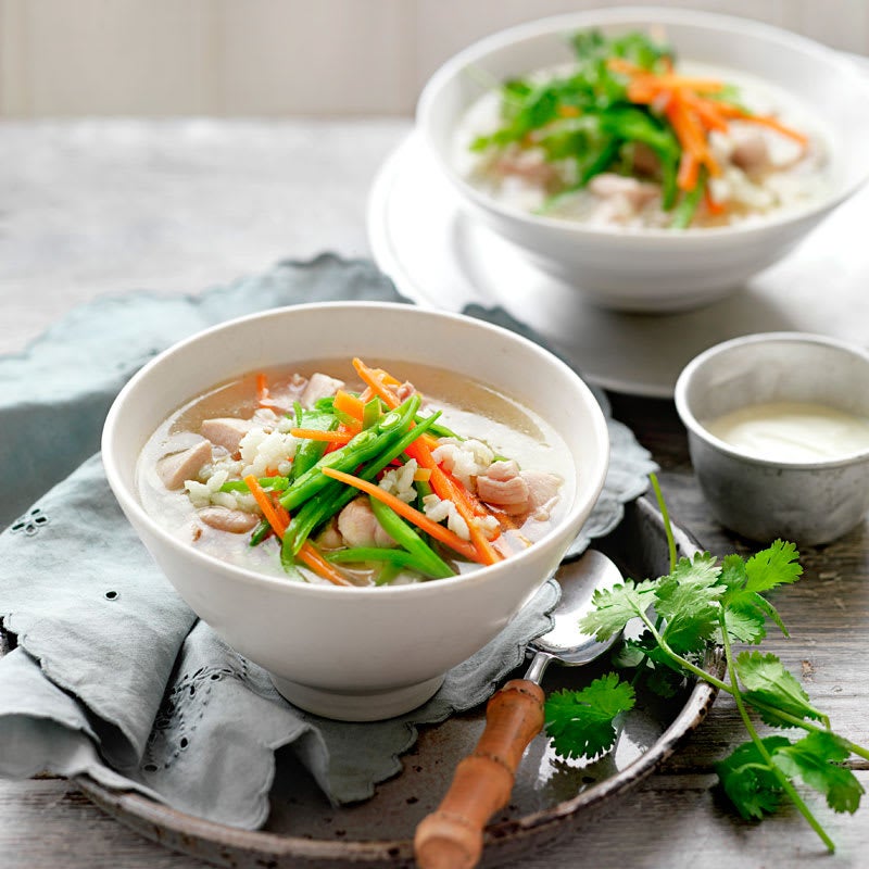 Photo of Chicken and lemongrass soup by WW