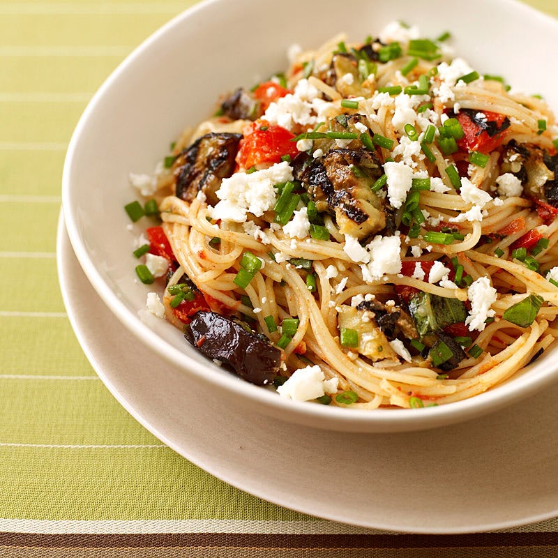 Photo of Spaghetti with grilled eggplant and tomato sauce by WW