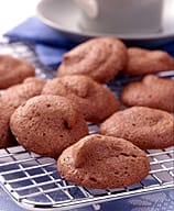 Photo of Chocolate meringue cookies by WW