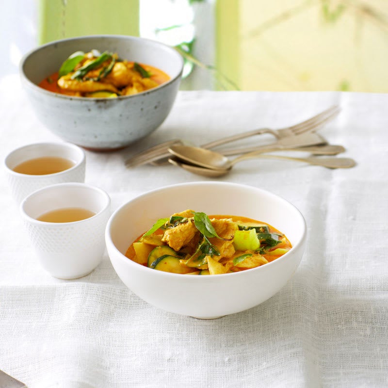 Photo of Yellow chicken curry by WW