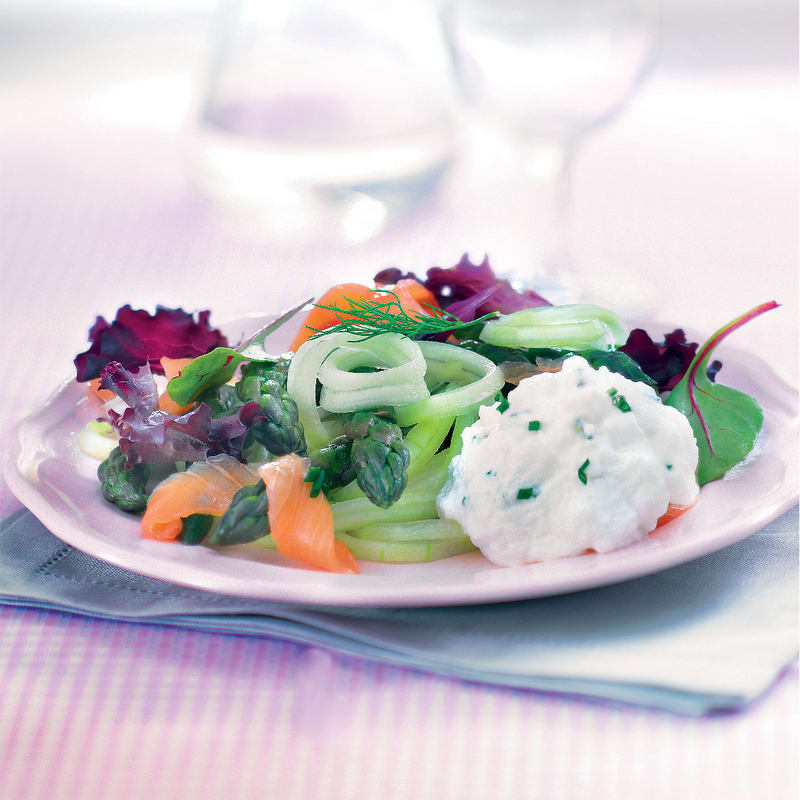 Photo de/du Salade folle au saumon, mousse de fromage blanc par WW