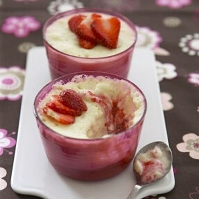 Photo of White chocolate mousses with strawberries by WW
