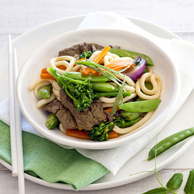Photo of Udon noodles with beef, tamari and sugar snap peas by WW