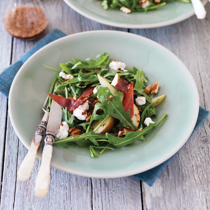 Photo of Rocket, pear and prosciutto salad by WW