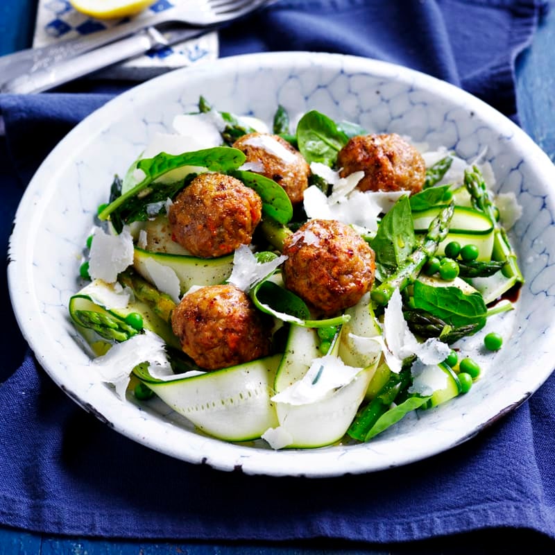 Photo of Baked meatballs with springtime salad by WW