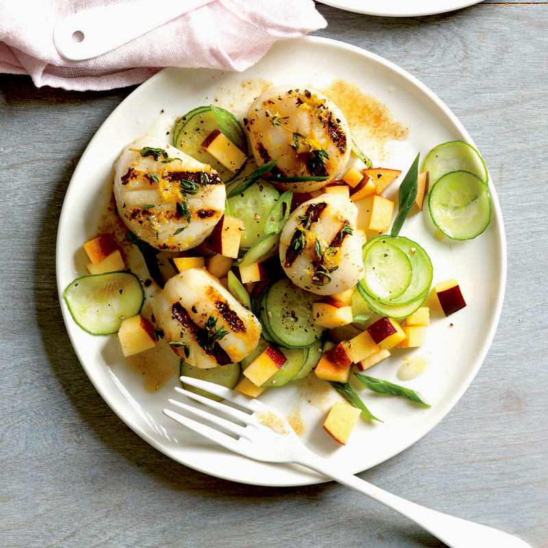 Photo of Grilled scallops with nectarine-cucumber salad by WW