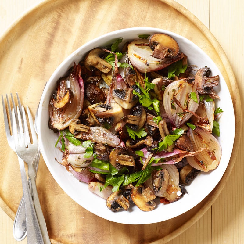 Photo of Rosemary-balsamic roasted mushrooms with shallots by WW