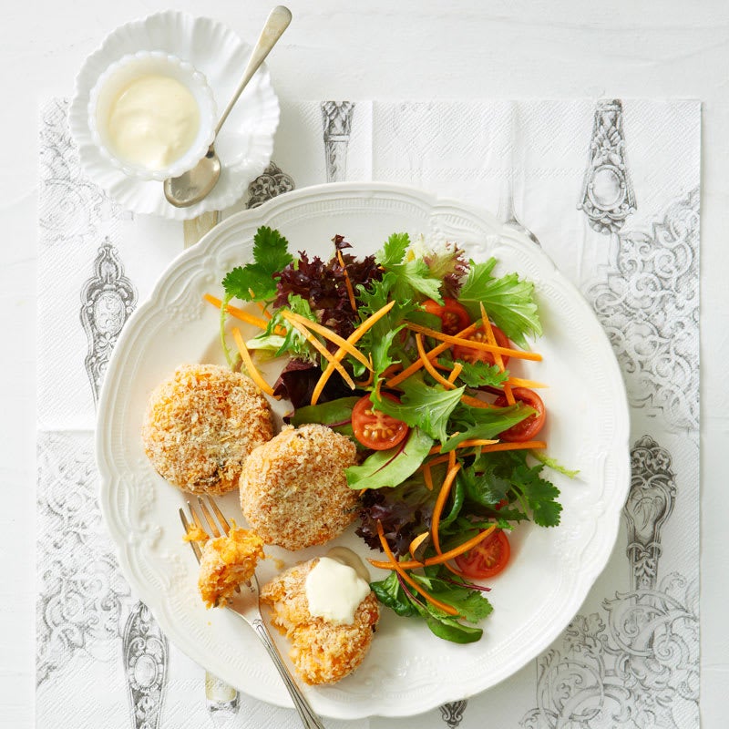 Photo of Prawn, crab and sweet potato cakes with lime mayo by WW