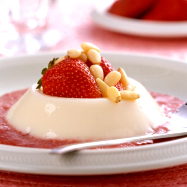 Photo of Panna Cotta with Strawberry Sauce by WW