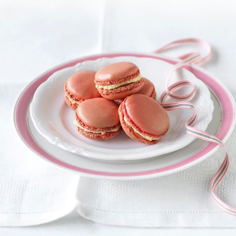 Photo of Pink macarons with vanilla cream by WW