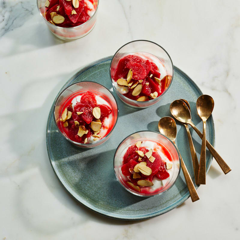 Photo of Greek yogurt with rhubarb-raspberry spoon fruit by WW