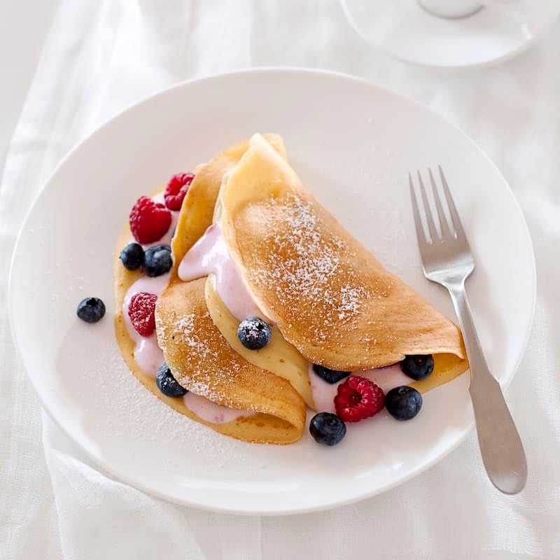 Photo of Berry vanilla crepes by WW