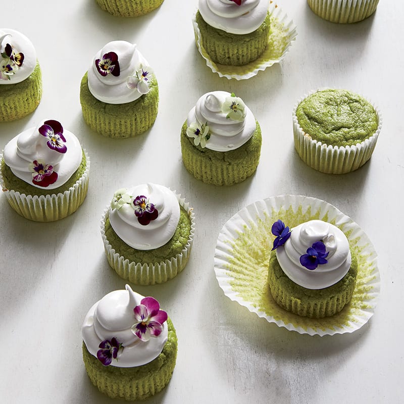 Sweet pea cupcakes with Swiss meringue frosting
