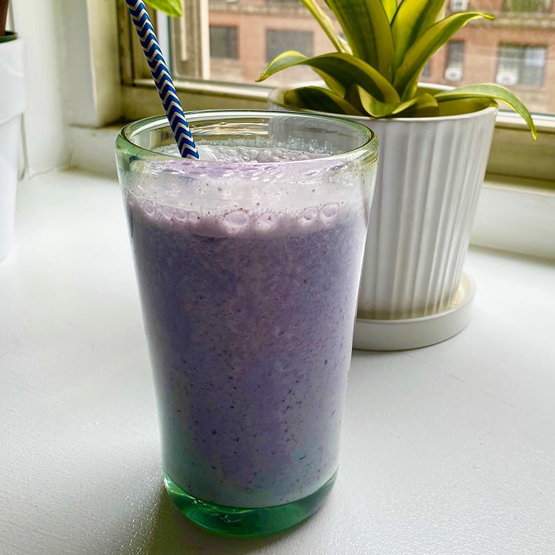 Photo of Double vanilla-blueberry smoothie by Digital 360 Coach Lisa by WW