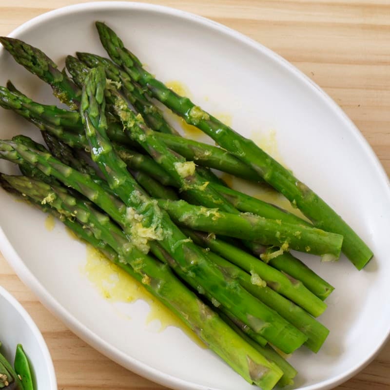 Photo of Lemon and garlic steamed asparagus by WW