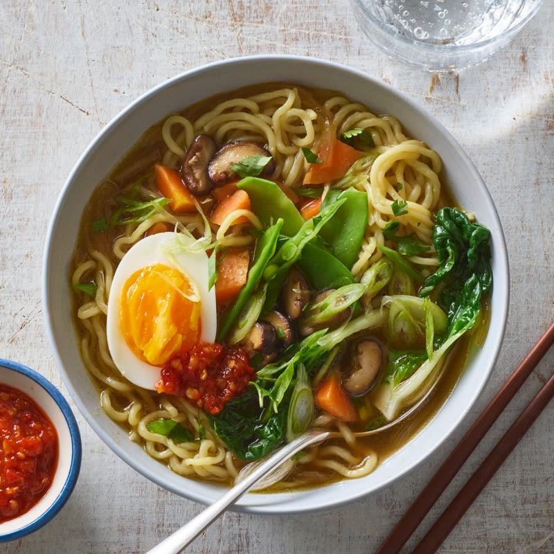 Ramen noodle soup with jammy eggs | Recipes | WW USA