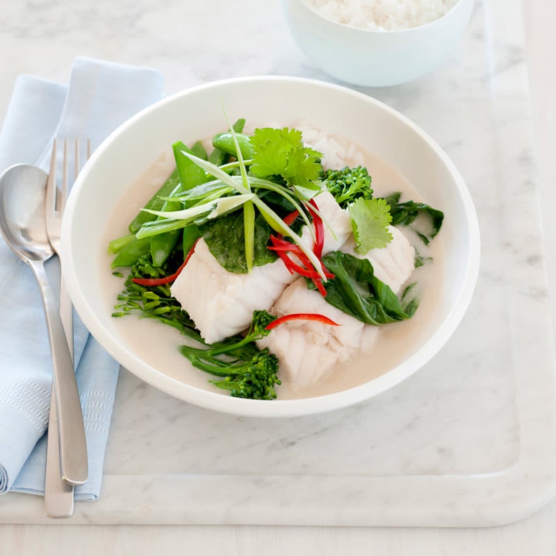 Coconut poached fish with Asian greens | Healthy Recipe | WW Australia