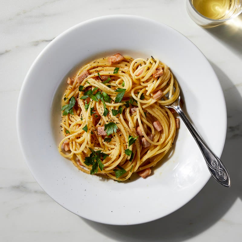 Spaghetti carbonara | Recipes | WW USA